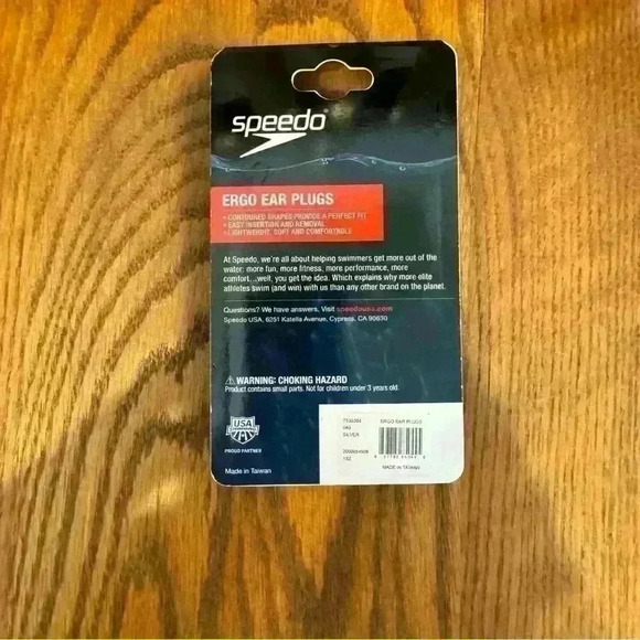 🌈 6/$60, Speedo Ergo Ear Plugs, Dark Silver - Picture 2 of 2
